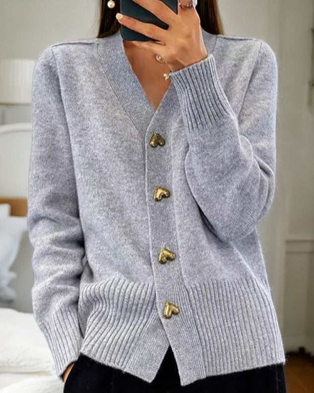 Elina | Elegant Cardigan with Heart-shaped Buttons