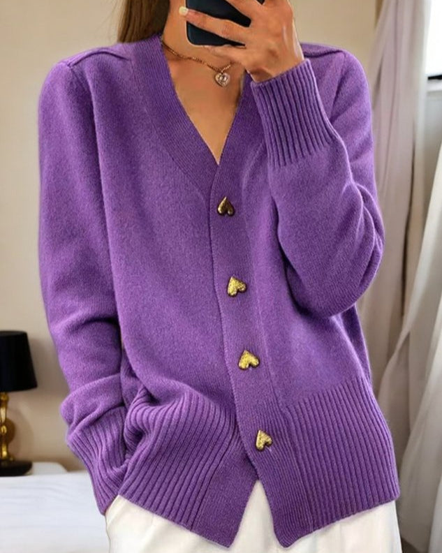 Elina | Elegant Cardigan with Heart-shaped Buttons